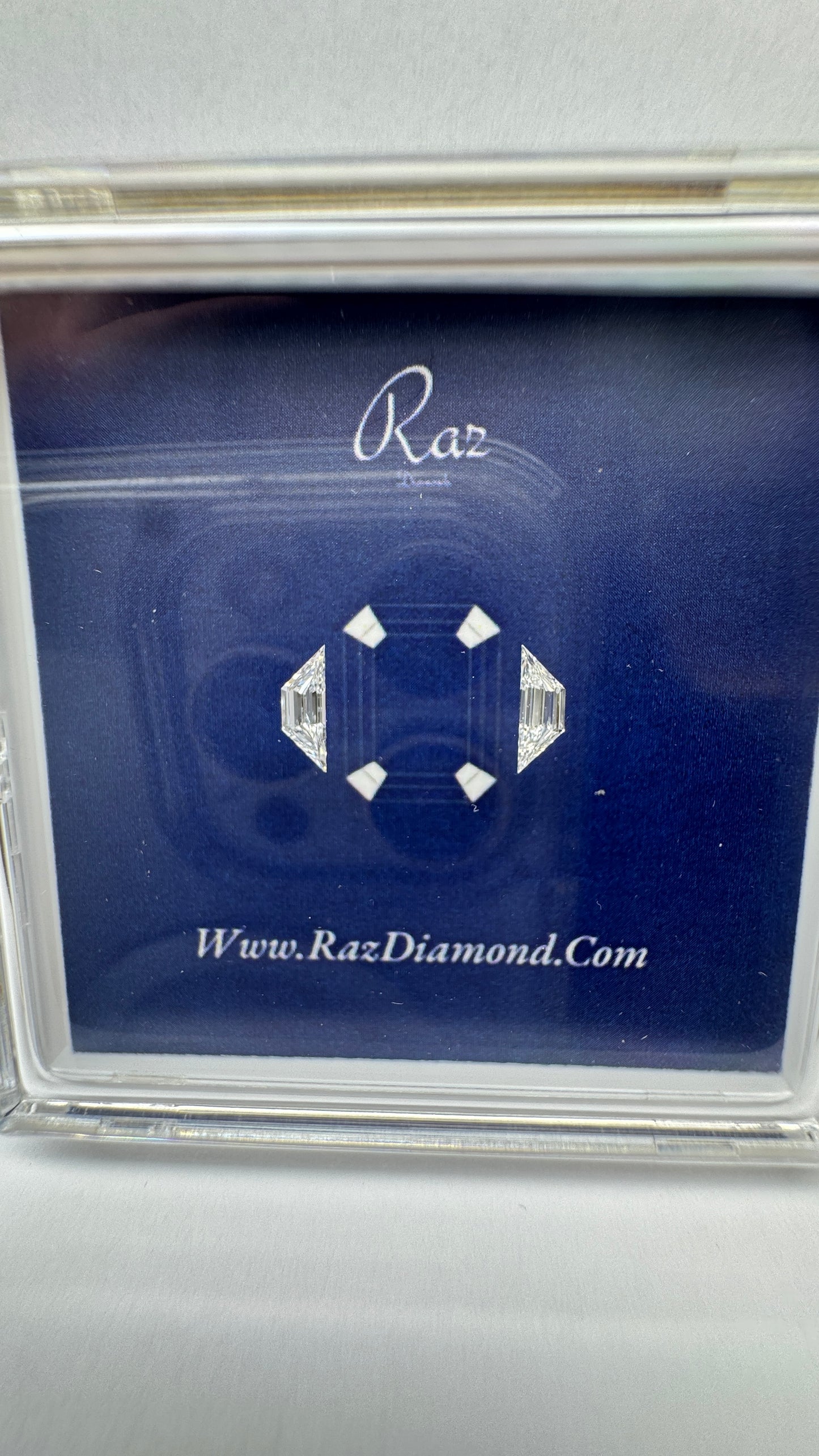 2St=0.35Ct Trapze Cut Pairs Side Stones Loose Natural Diamonds D-F-VS1