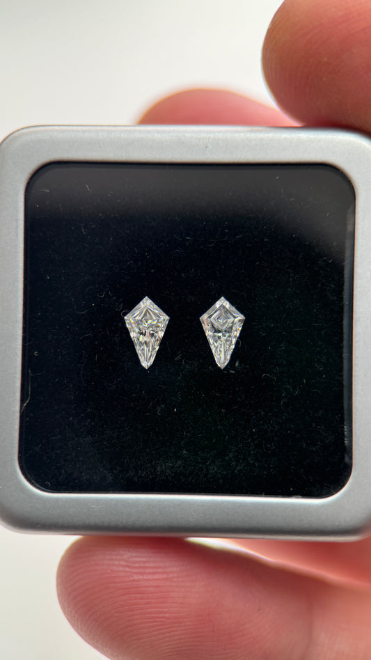 2St=0.63Ct Kite Cut Pairs Loose Natural Diamonds D-VS