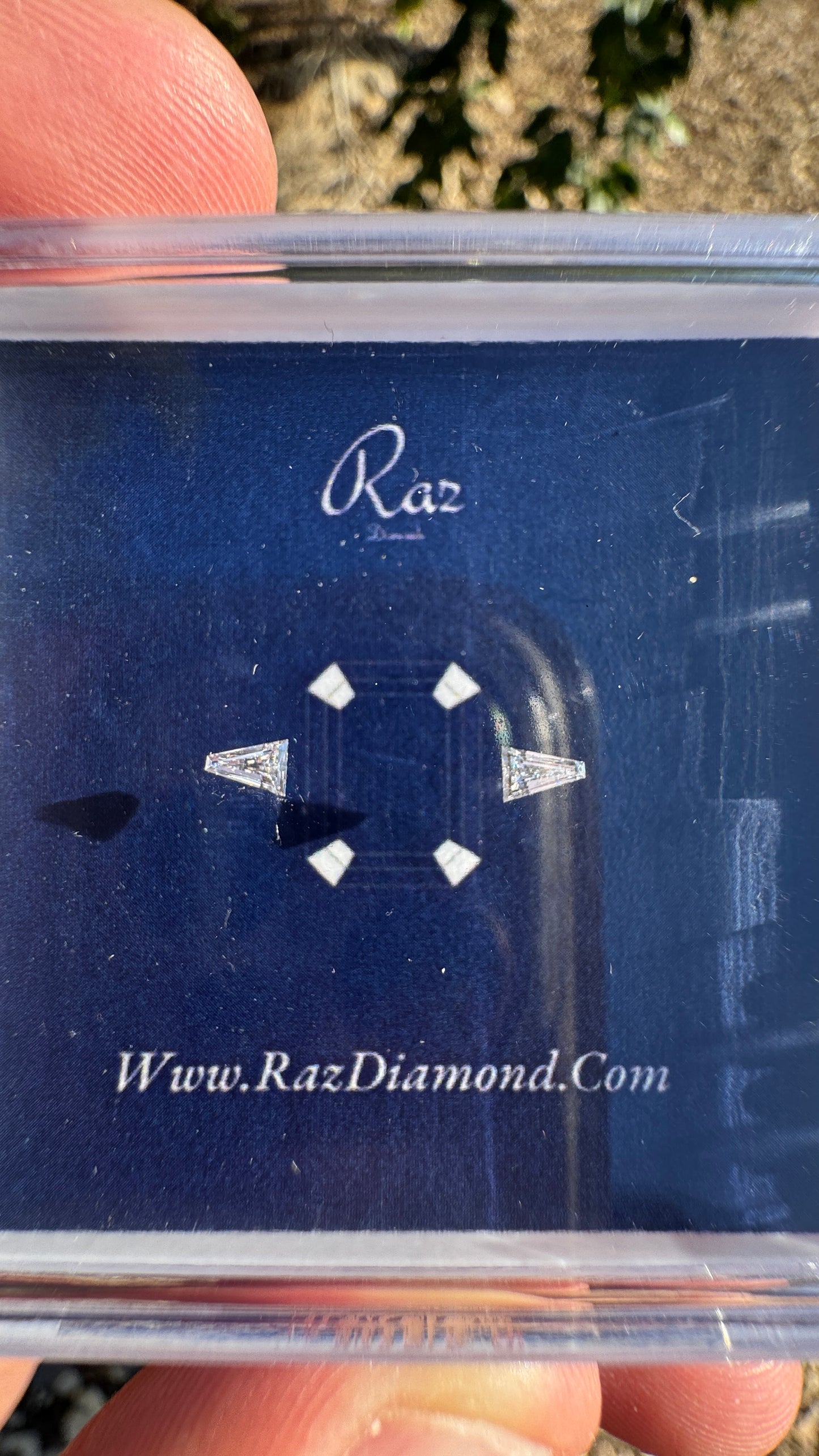 2St=0.19Ct Taper Pair Cut Side Stones Loose Natural Diamonds D-E-VS1