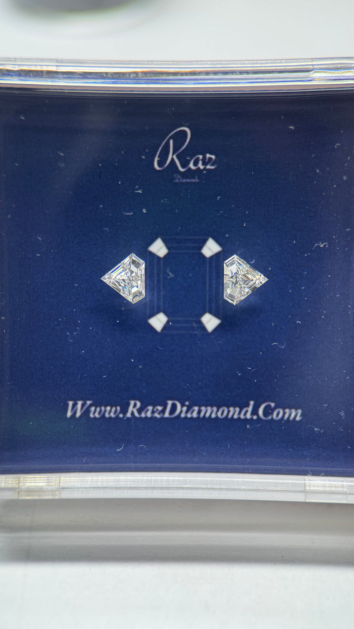 2St=0.71Ct  Sheild Pair Cut Side Stones Loose Natural Diamonds F-VVS-VS1