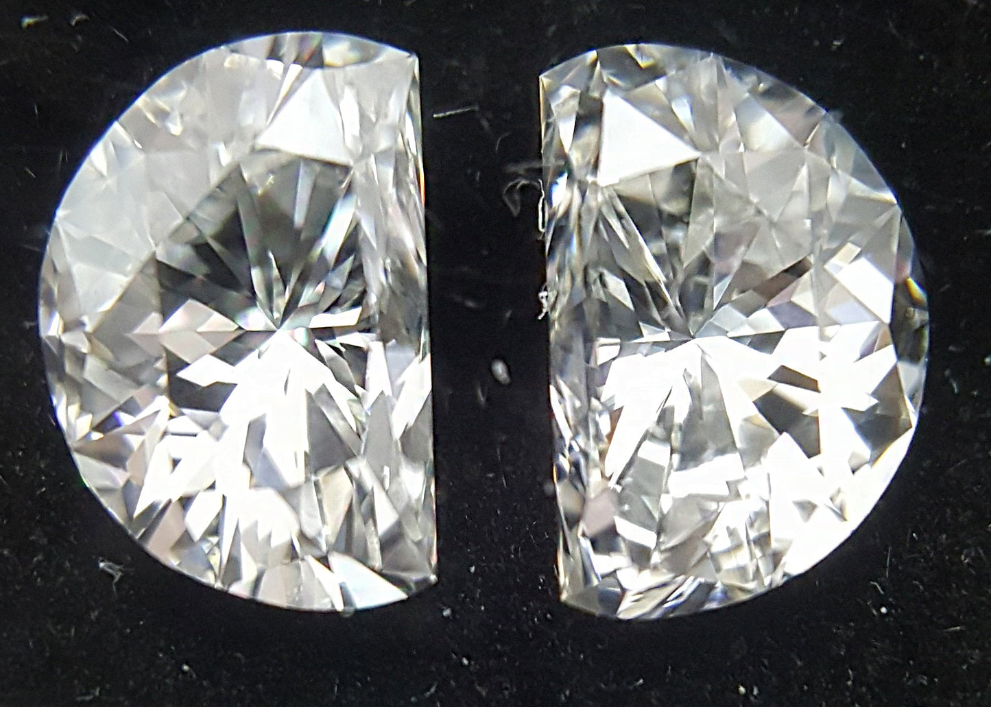 2ST-1.56Ct Side Stones Loose Half Moon Shape Natural Diamonds D-F | VVS