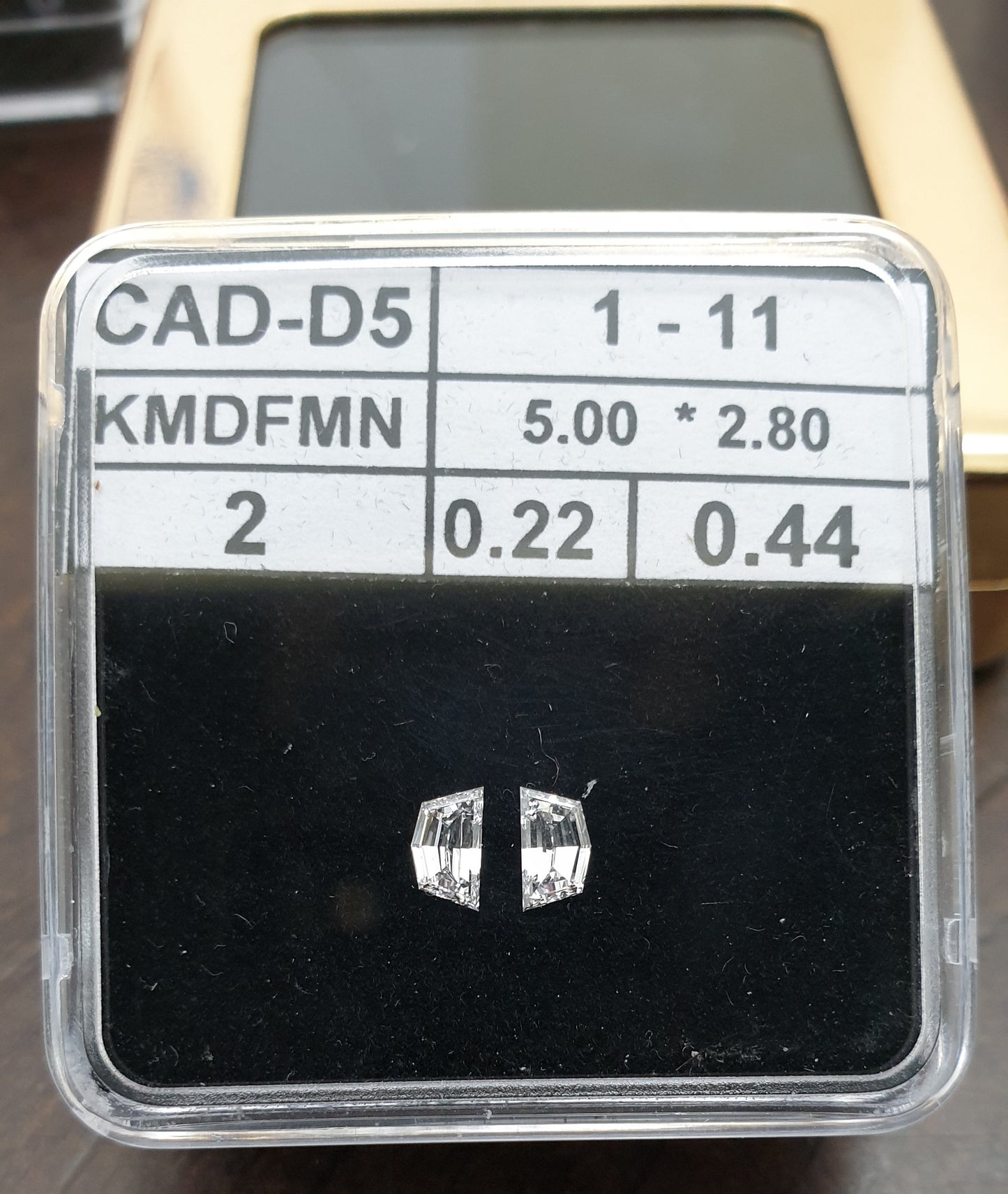 2St=0.44Ct Loose Cadilac Pairs Shape Natural Diamonds D-VVS